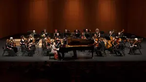 La genialidad de la pianista Maria Joâo Pires y la Scottish Chamber Orchesta llenan Baluarte en su único concierto en España