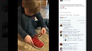 El truco de un niño de 5 años para atarse los cordones da la vuelta al mundo con 13 millones de reproducciones
