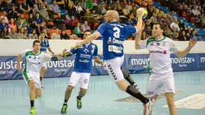 El Helvetia Anaitasuna paga un mal final del primer tiempo y pierde en la pista del Atlético Valladolid