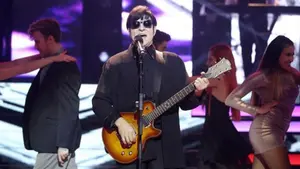 El cantante navarro Serafín Zubiri hace estallar en carcajadas el plató de 'Tu cara me suena' con una ácida broma