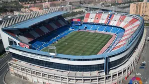 La RFEF decide que la final de la Copa del Rey entre Barcelona y Alavés se jugará en el Vicente Calderón
