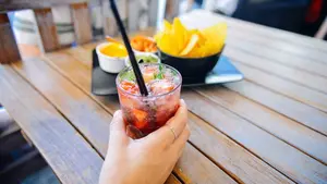 Primera condena en España por drogar a una mujer con burundanga: el hombre echó unas gotas en la bebida de su expareja