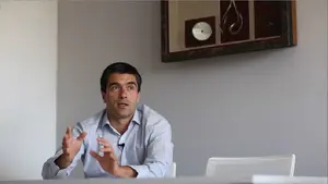 Un monologuista 'escondido' en Pamplona: seleccionan a un profesor de la UPNA como semifinalista de un certamen 