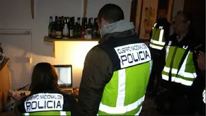 Una redada de la Policía Nacional contra la pornografía infantil investiga a una persona en Navarra