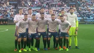 La plantilla de Osasuna no se olvida de Tano: el emotivo gesto con el defensa gravemente lesionado