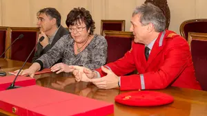 El Gobierno culpa a un "error de redacción" el expediente iniciado por Beaumont contra un policía foral