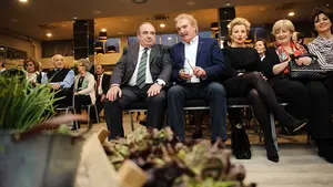 Las fotografías de la entrega del premio a Ignacio Idoate, del Alhambra, por difundir la gastronomía navarra