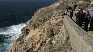 Continúa la búsqueda por tierra y mar del hombre desaparecido desde el jueves en Ferrol tras salir a pescar