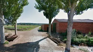 Extraño hallazgo: encuentran a dos hombres muertos cerca de su casa sin aparentes signos de violencia