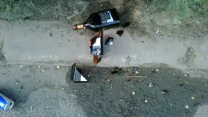 Dos botellazos en la misma noche: pillado a los 30 minutos de estallarle una botella en la cabeza a un joven en Pamplona