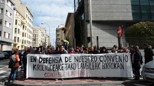 Vuelven las protestas en la gestión deportiva y los sindicatos llaman a una huelga de tres días en Navarra