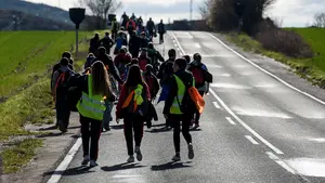 Ropa reflectante y luces para hacerse ver: los consejos de cara a una segunda Javierada que arranca de noche