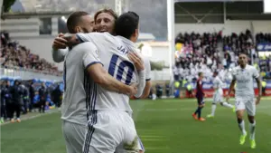 El Real Madrid sentencia el partido en media hora y deja al Eibar sin capacidad de reacci&oacute;n en Ipur&uacute;a