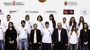 Puesta de largo de la pelota navarra: más de 200 pelotaris de las selecciones desfilan por la pasarela del Labrit
