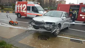 Se investigan las causas del aparatoso accidente de Pamplona en el que resultó herida una mujer de 43 años 