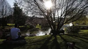 Mayo 'se alía' con el mercurio: así subirán las temperaturas a partir de este martes en Navarra