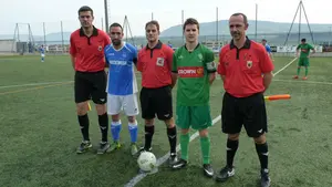 El Iruña recupera el liderato de la tercera división con un golazo de Recalde en el minuto 87 del partido