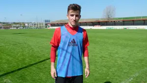 El canterano Aitor Buñuel asegura que "ni mucho menos hemos tirado la toalla y vamos a luchar hasta el final"