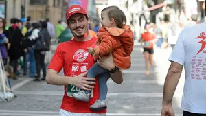Carrera popular por la calle Estafeta de Pamplona