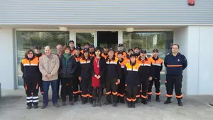 El equipo de Protecci&oacute;n Civil de Milagro crece: suma un nuevo veh&iacute;culo, un desfibrilador y diversos materiales