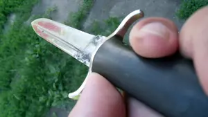 Le asestan once navajazos por tratar de defender a su hijastra de las agresiones de su novio