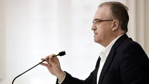 El exalcalde Enrique Maya (UPN) condena el "intolerable" escrache en el domicilio de Asirón