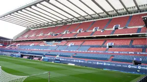 Osasuna homenajeará a sus socios y exfutbolistas fallecidos, ante el Lorca en El Sadar