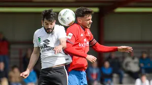 Patinazo en Tajonar: el filial de Osasuna pierde ante el Burgos y se complica la permanencia en la Segunda B