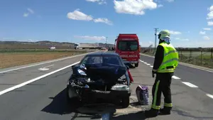 Choque en Cadreita: herida una conductora tras la colisión de su vehículo con otro turismo 