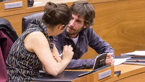 Podemos acusa a Barkos de ser un freno para el cuatripartito y trata de alejar el fantasma de Laura Pérez