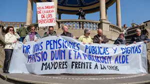Cuatripartito y oposición se ponen de acuerdo en el Ayuntamiento de Pamplona para defender las pensiones públicas