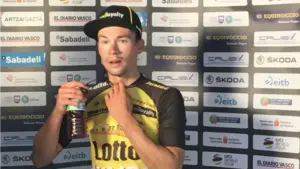 El esloveno Primoz Roglic se impone en la cuarta etapa de la Vuelta al País Vasco con final en Bilbao