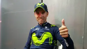 Alejandro Valverde se impone en la etapa reina de la Vuelta al País Vasco y es el nuevo líder de la carrera