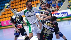 El mejor balonmano se juega en el pabellón Anaitasuna