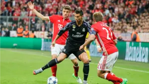 El Real Madrid da un paso de gigante hacia semifinales ganando en Munich con dos goles de Ronaldo