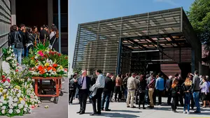 Emotiva despedida en Zaragoza al joven atropellado en Tudela: cientos de personas arropan a su familia y le dan el último adiós