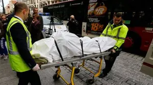 Hallan el cadáver de una mujer en una casa: el hijo, principal sospechoso, está en paradero desconocido