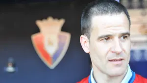 Abel Barriola también llena campos de fútbol: el pelotari navarro se despide a lo grande en El Sadar