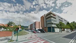 Dos clientas y un policía reaniman y salvan la vida de un hombre que se atragantó mientras comía en un bar de la Chantrea