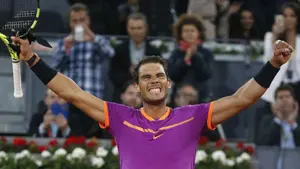 Rafa Nadal supera al australiano Kyrgios en dos sets y ya está en cuartos de final del Mutua Madrid Open