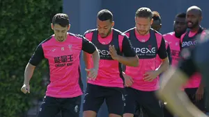 El regreso de Sergi Samper y del marroquí Mehdi Carcela son las novedades en la lista del Granada