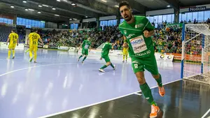 El Magna Gurpea consigue la primera victoria en el play off ante el Jaén, después de un final dramático