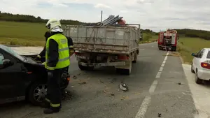 Herida un mujer de 87 años con problemas de corazón en un choque entre un turismo y un camión en Larraga