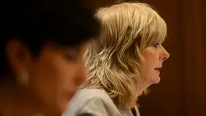 El Gobierno defiende su acusación particular contra 'La Manada', pero no en la agresión a las dos jóvenes de Alsasua