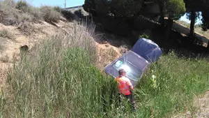 Herida una familia con dos menores al embestir su coche a otro cuando circulaba por la carretera de Murchante