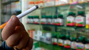 Una ayuda más para decir adiós al tabaco: Navarra anuncia que los fármacos para dejar de fumar se incluirán dentro del copago