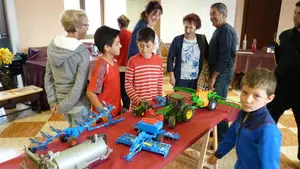 Actos culturales y gastronomía en el Día de Valdega celebrado en Ancín