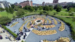 El Jardín de la Galaxia de Yamaguchi celebra su primer cumpleaños lanzando un curioso juego para móviles