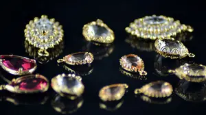 Investigan la compraventa de varias joyas que podrían haber sido robadas en Navarra