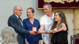 Así ha transcurrido la entrega de la Cruz de Carlos III a siete instituciones y personalidades de Navarra